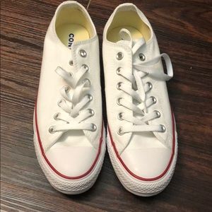 New white Converse size 9